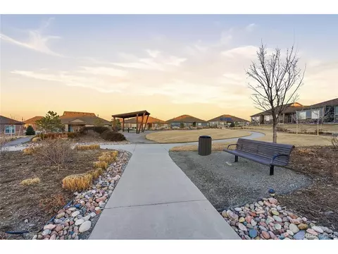View/Area - 25019 E Alder Dr, Aurora, CO 80016 photo 4 of 7