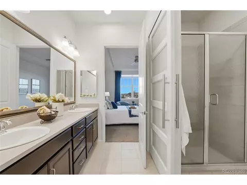 Bath - 25019 E Alder Dr, Aurora, CO 80016 photo 1 of 4