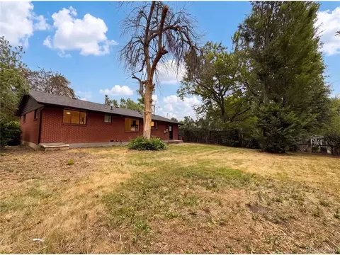 Exterior - 1950 Edgewood Dr, Boulder, CO 80304 photo 9 of 11