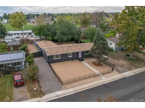 7809 Greenleaf Ln, Denver, CO 80221 photo 36