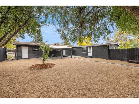 7809 Greenleaf Ln, Denver, CO 80221 photo 22