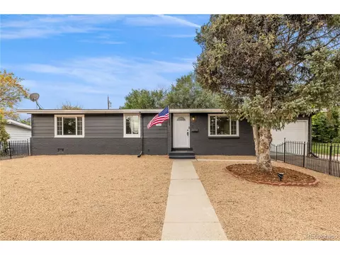 7809 Greenleaf Ln, Denver, CO 80221