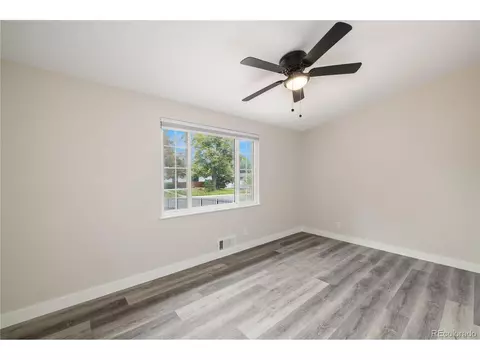 7809 Greenleaf Ln, Denver, CO 80221 photo 18