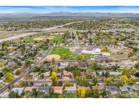 7809 Greenleaf Ln, Denver, CO 80221 photo 40