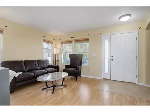 20109 E Doane Dr, Aurora, CO 80013 photo 4