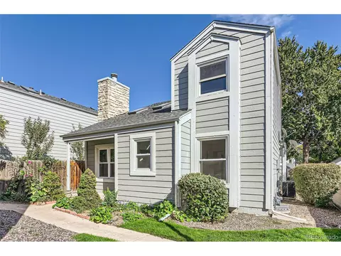 11601 E Cornell Cir, Aurora, CO 80014 photo 2