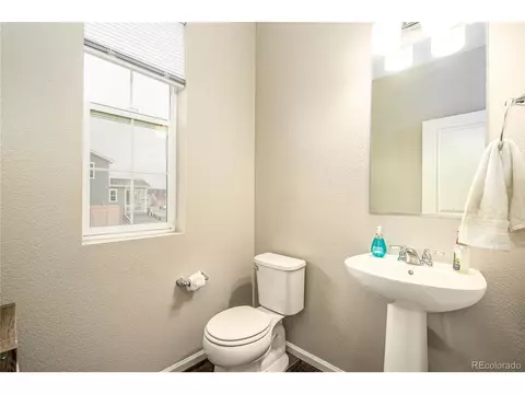27409 E 7th Dr, Aurora, CO 80018 photo 10