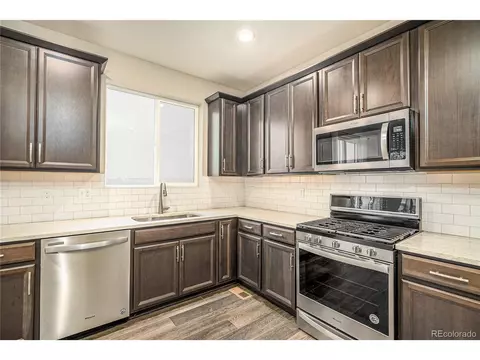 27409 E 7th Dr, Aurora, CO 80018 photo 8