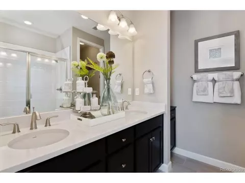27984 E 9th Dr, Aurora, CO 80018 photo 17
