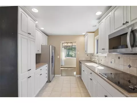 Kitchen - 6136 High Dr, Morrison, CO 80465 photo 2 of 2