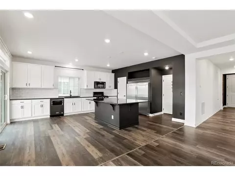 26322 E 2nd Ave, Aurora, CO 80018 photo 9