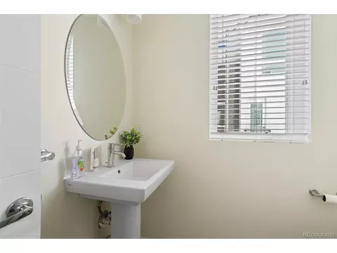3445 Larimer St #107, Denver, CO 80205 photo 20