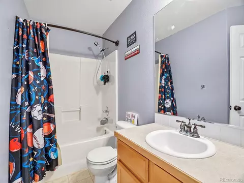 Bath - 1656 Dyer Loop, Brighton, CO 80603 photo 2 of 4