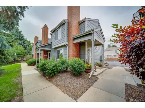 831 Summer Dr #2-E, Highlands Ranch, CO 80126