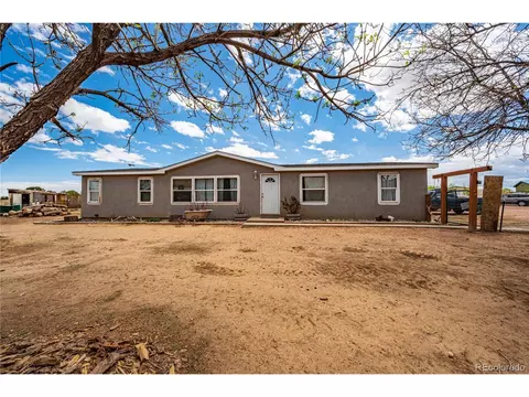 1 Ridgeway Dr, Florence, CO 81226