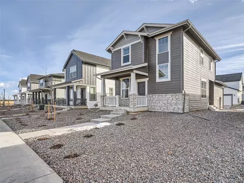 620 Kiowa Ave, Bennett, CO 80102 photo 2