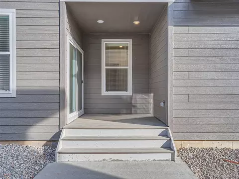 620 Kiowa Ave, Bennett, CO 80102 photo 4