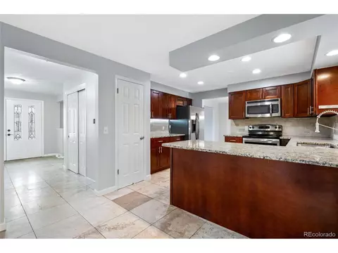12378 E Cedar Cir, Aurora, CO 80012 photo 16