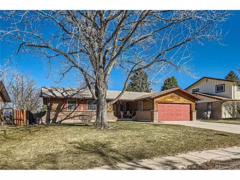 796 S Moore St, Lakewood, CO 80226