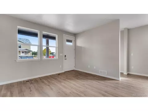 22514 E 6th Pl, Aurora, CO 80018 photo 3