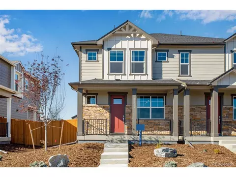 22514 E 6th Pl, Aurora, CO 80018