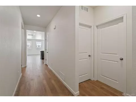 45815 Red Tail Dr, Bennett, CO 80102 photo 4