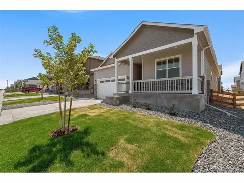 45815 Red Tail Dr, Bennett, CO 80102 photo 2