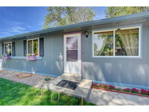 717 Mount Evans St, Longmont, CO 80504 photo 6