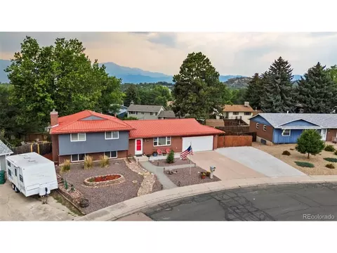 2110 Greenwich Cir, Colorado Springs, CO 80909