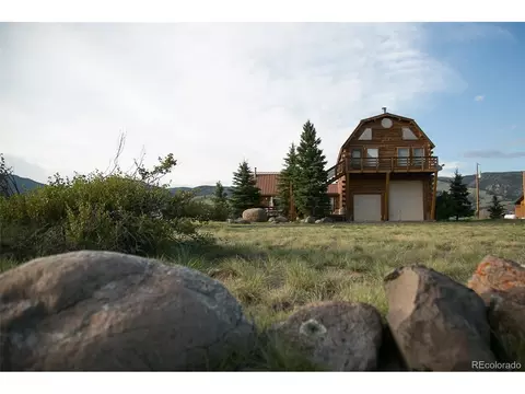 427 River Dr, Creede, CO 81130