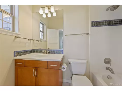 Bath - 9731 E 34th Pl, Denver, CO 80238 photo 5 of 6
