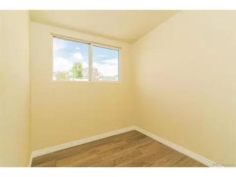 638 Knox Ct, Denver, CO 80204 photo 17