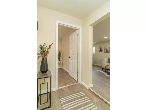 638 Knox Ct, Denver, CO 80204 photo 6