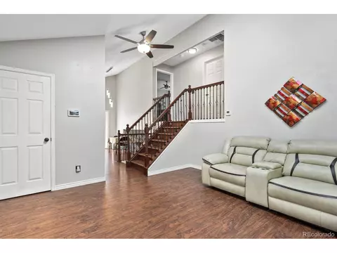 19404 E Florida Pl, Aurora, CO 80017 photo 4