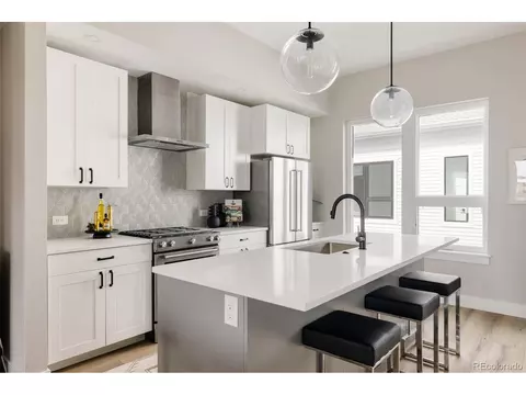 8280 E 36th Ave #27, Denver, CO 80238 photo 11