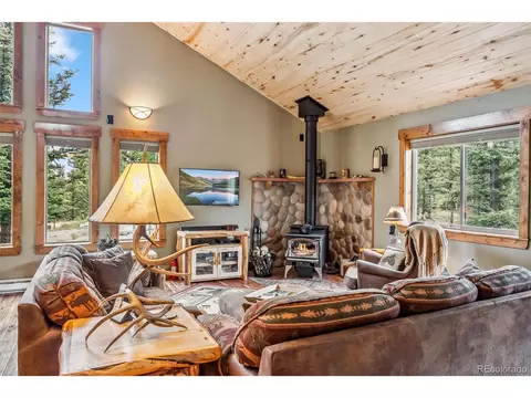 31 Cradle Board Ct, Como, CO 80432