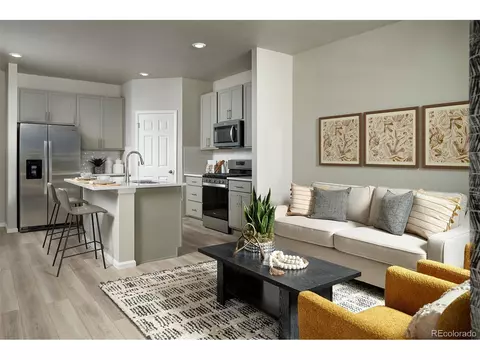 22270 E 8th Ave, Aurora, CO 80018 photo 6