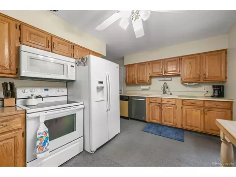 8198 E Lehigh Dr, Denver, CO 80237 photo 11