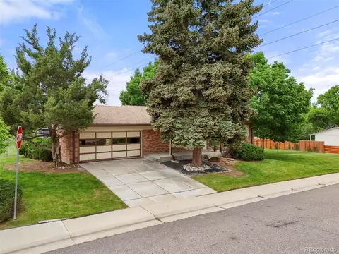 8198 E Lehigh Dr, Denver, CO 80237 photo 2