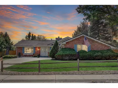 6882 W Walden Pl, Littleton, CO 80128