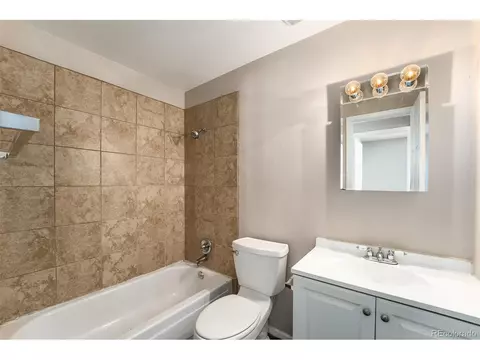 Undisclosed, Aurora, CO 80013 photo 11