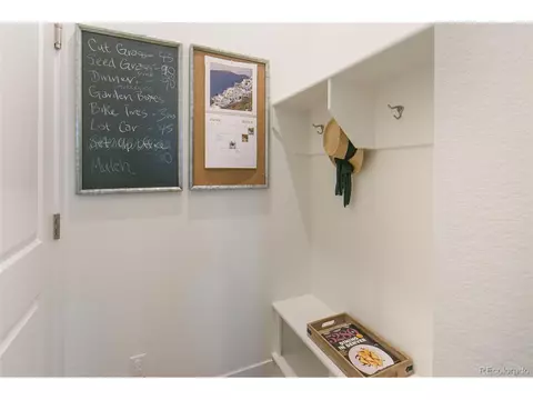 11419 E 25th Dr, Aurora, CO 80010 photo 8