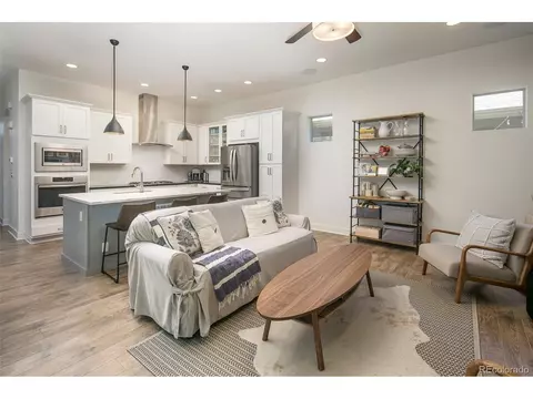 11419 E 25th Dr, Aurora, CO 80010 photo 6