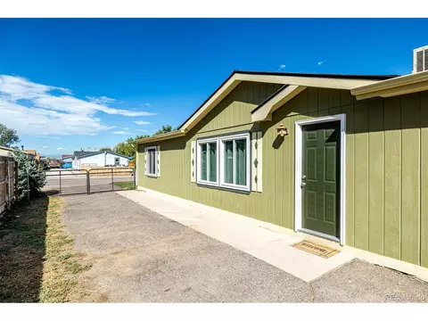 130 Dahlia St, Hudson, CO 80642 photo 3