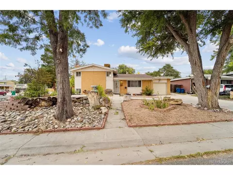 3101 Troy St, Aurora, CO 80011
