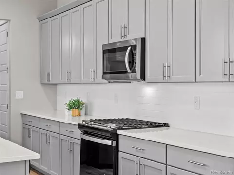 20867 E 59th Ave, Aurora, CO 80019 photo 6