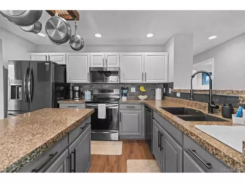 Kitchen - 21920 E Powers Dr, Centennial, CO 80015 photo 3 of 5