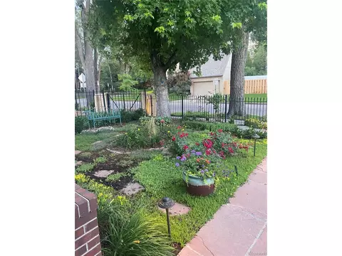 4225 E 7th Ave, Denver, CO 80220 photo 4