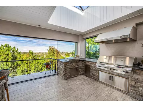Kitchen - 8667 Sawgrass Dr, Lone Tree, CO 80124 photo 2 of 5