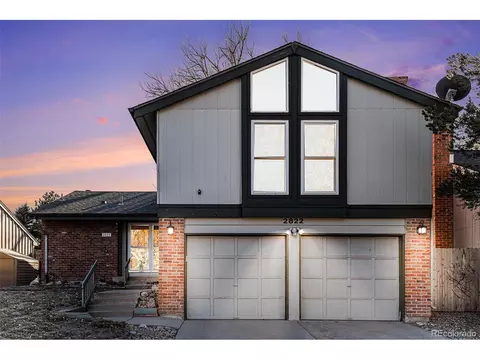 2822 S Oakland Cir, Aurora, CO 80014